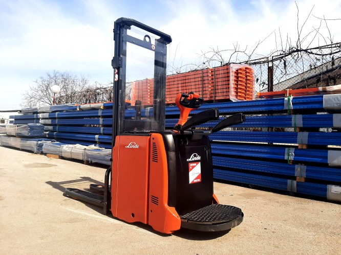 stakeri_staker linde_motokarbg